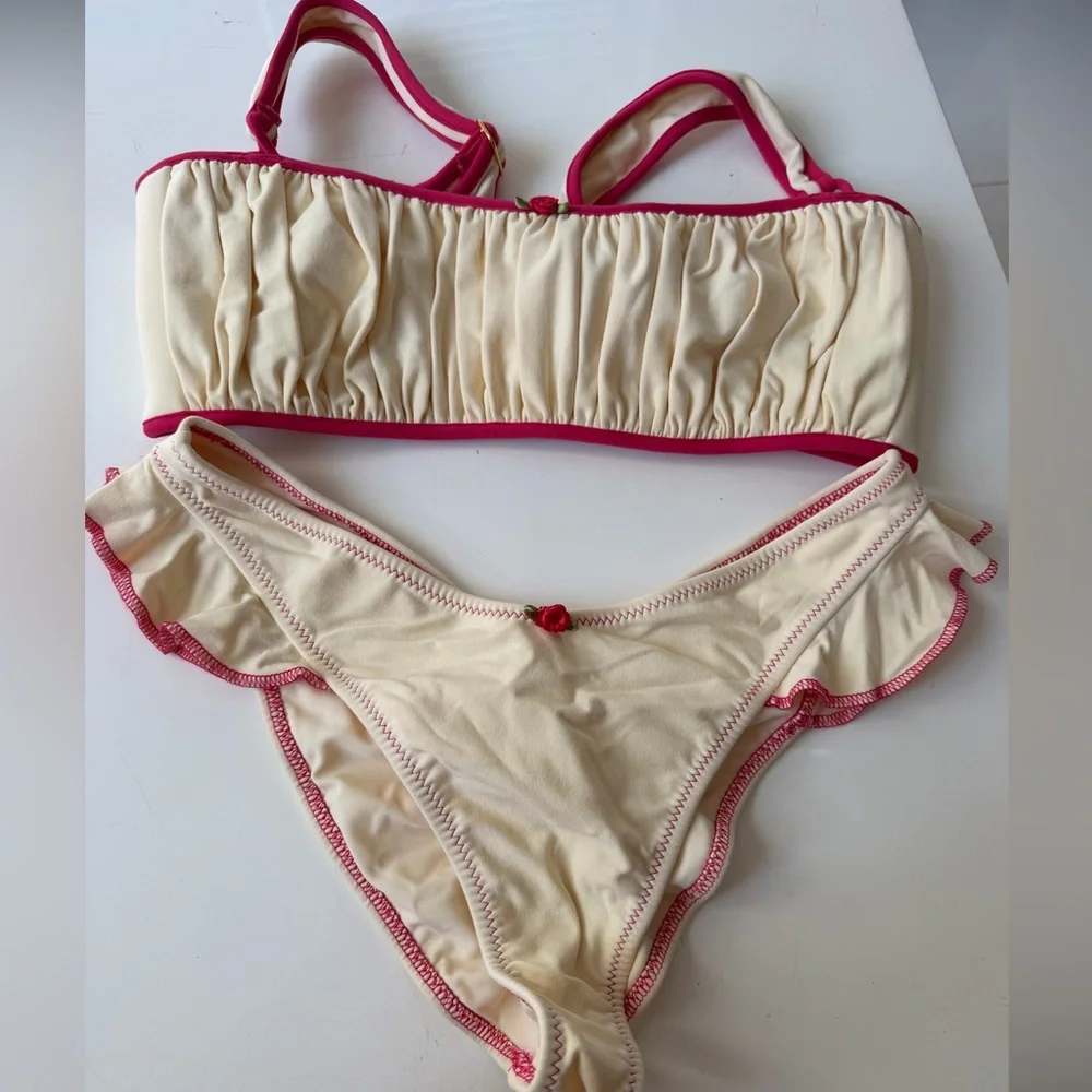 Montce Cream Raspberry Binded Set - Picture 1 of 3